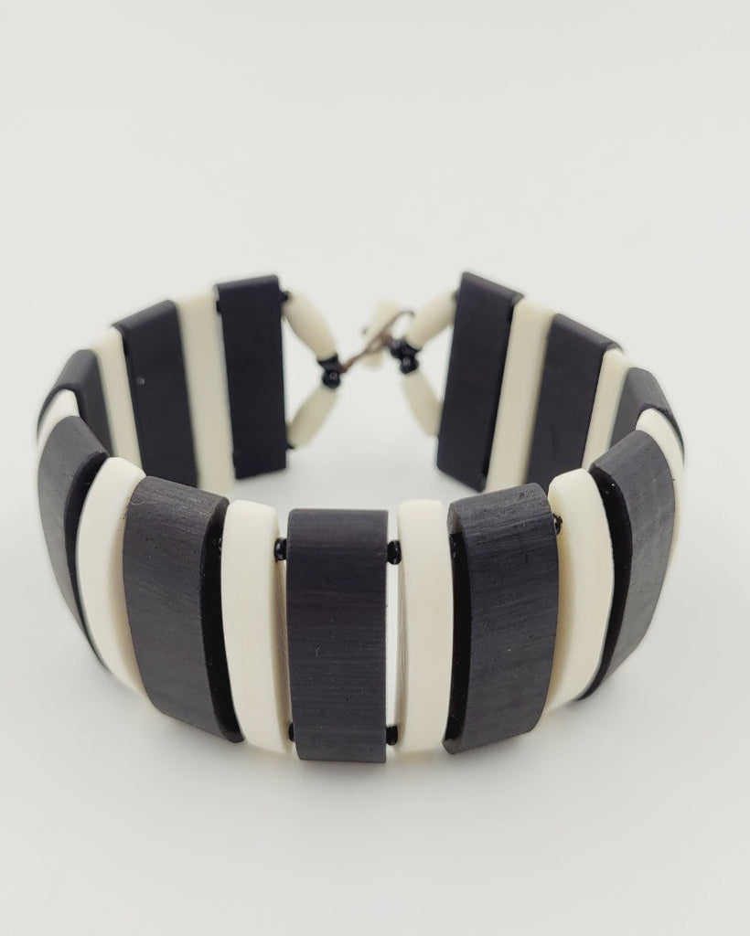 Pulseira Indígena de Madeira Povo Xakriabá