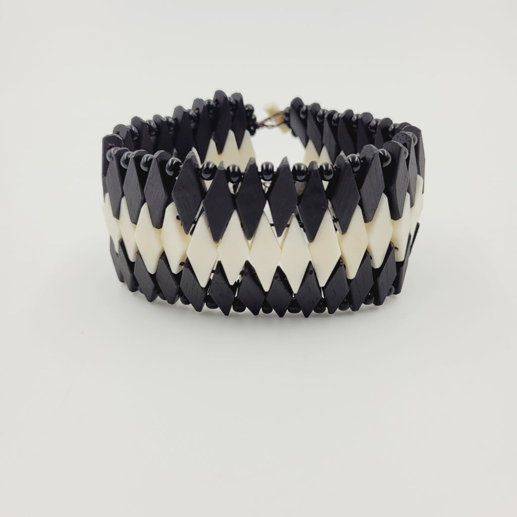 Pulseira Indígena de Madeira Povo Xakriabá