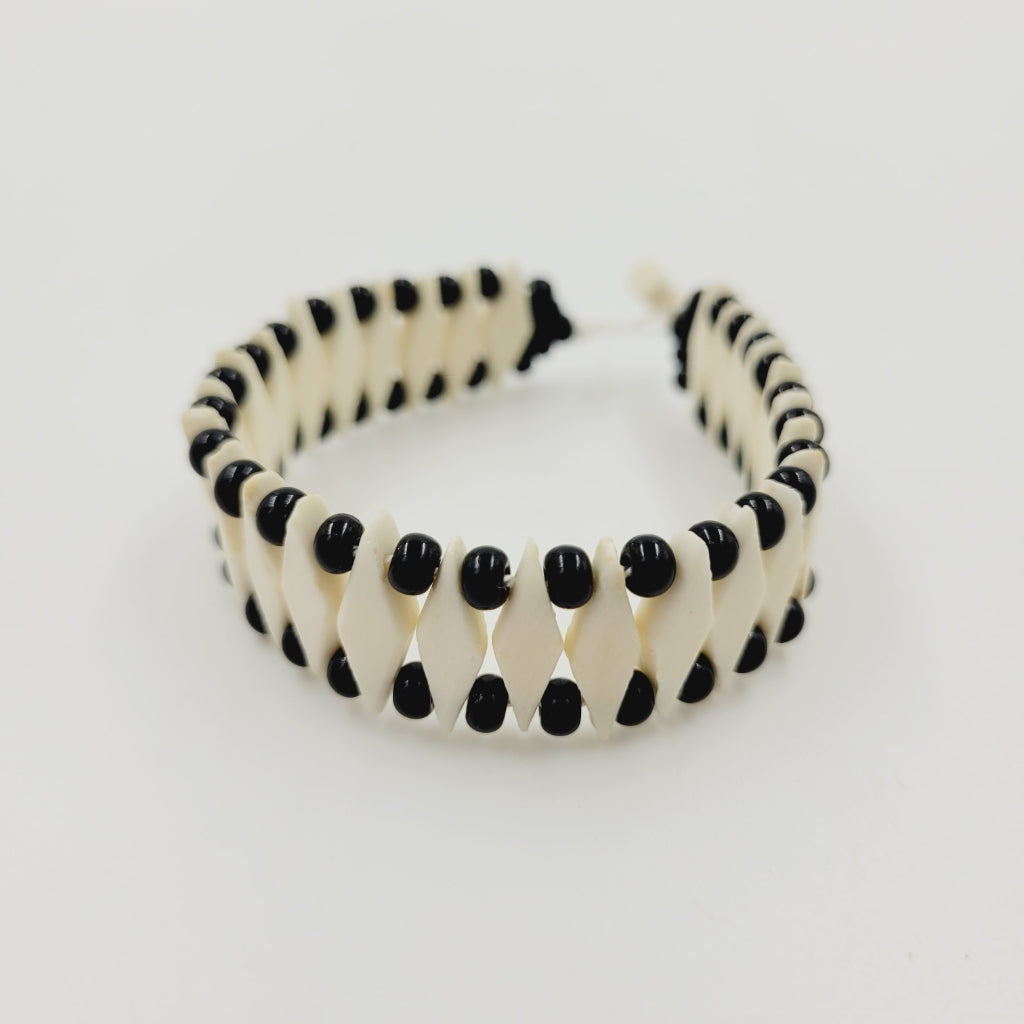 Pulseira Indígena de Madeira Povo Xakriabá