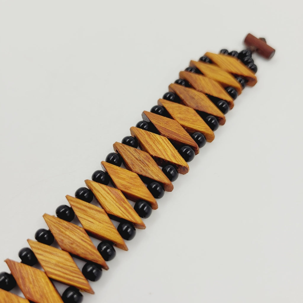 Pulseira Indígena de Madeira Moreira 15cm Marrom e Preta Povo Xakriabá