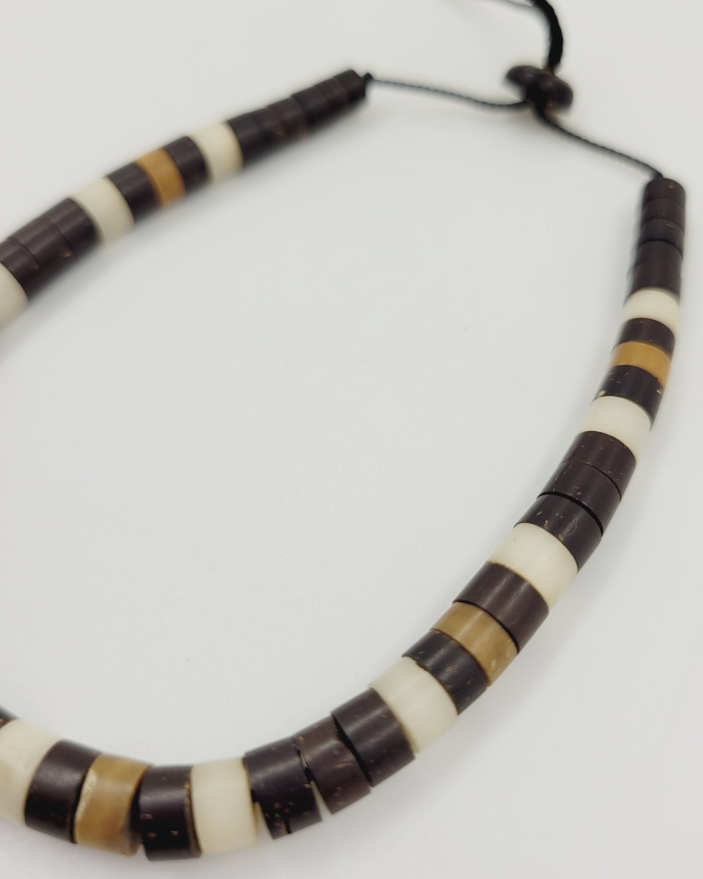 Pulseira Ajustável de Jarina Marfim Vegetal Tucum e Inajá Povo Apurinã
