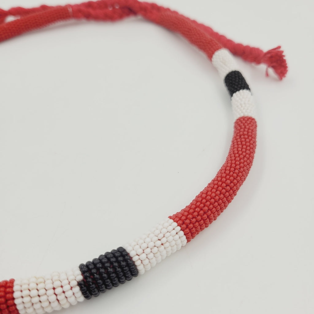 Colar Cobra Coral de Miçanga Povo Waura
