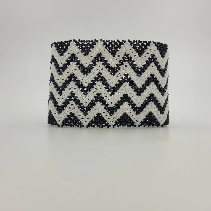 Pulseira de Miçanga Preto e Branco Waura