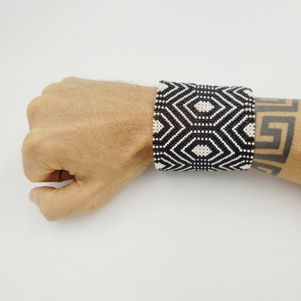 Pulseira Kayapó de Miçanga de Vidro