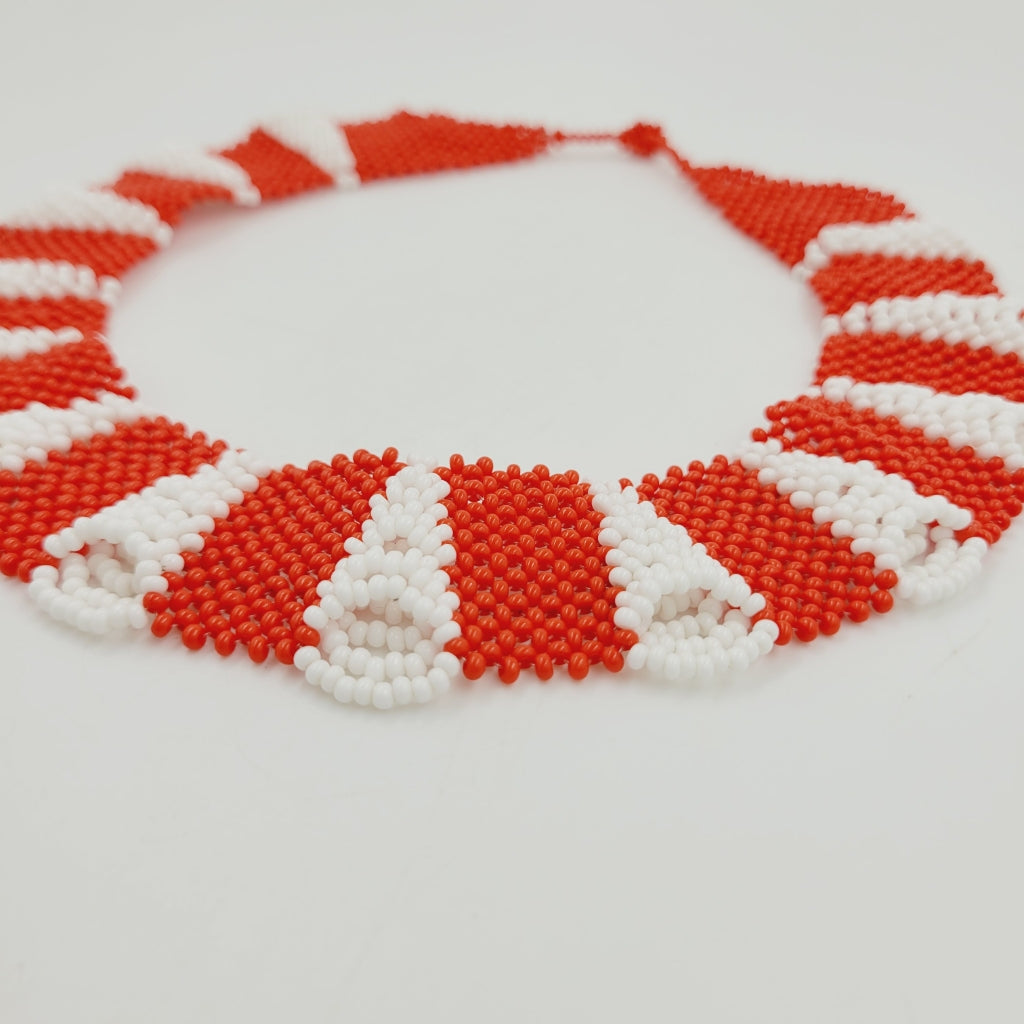 Colar de Miçanga Branco e Vermelho Kayapó