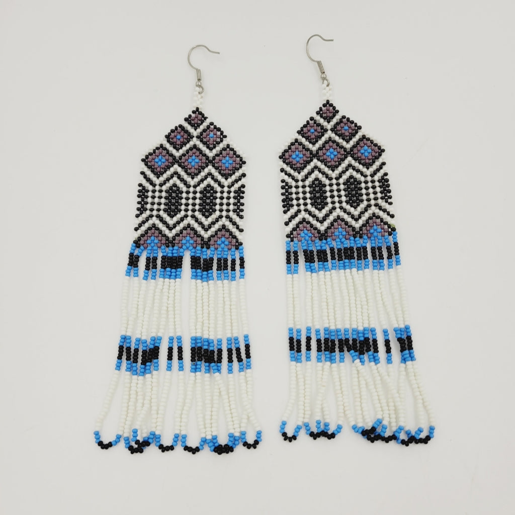 Brinco de Miçanga Preto Azul e Branco Kayapó