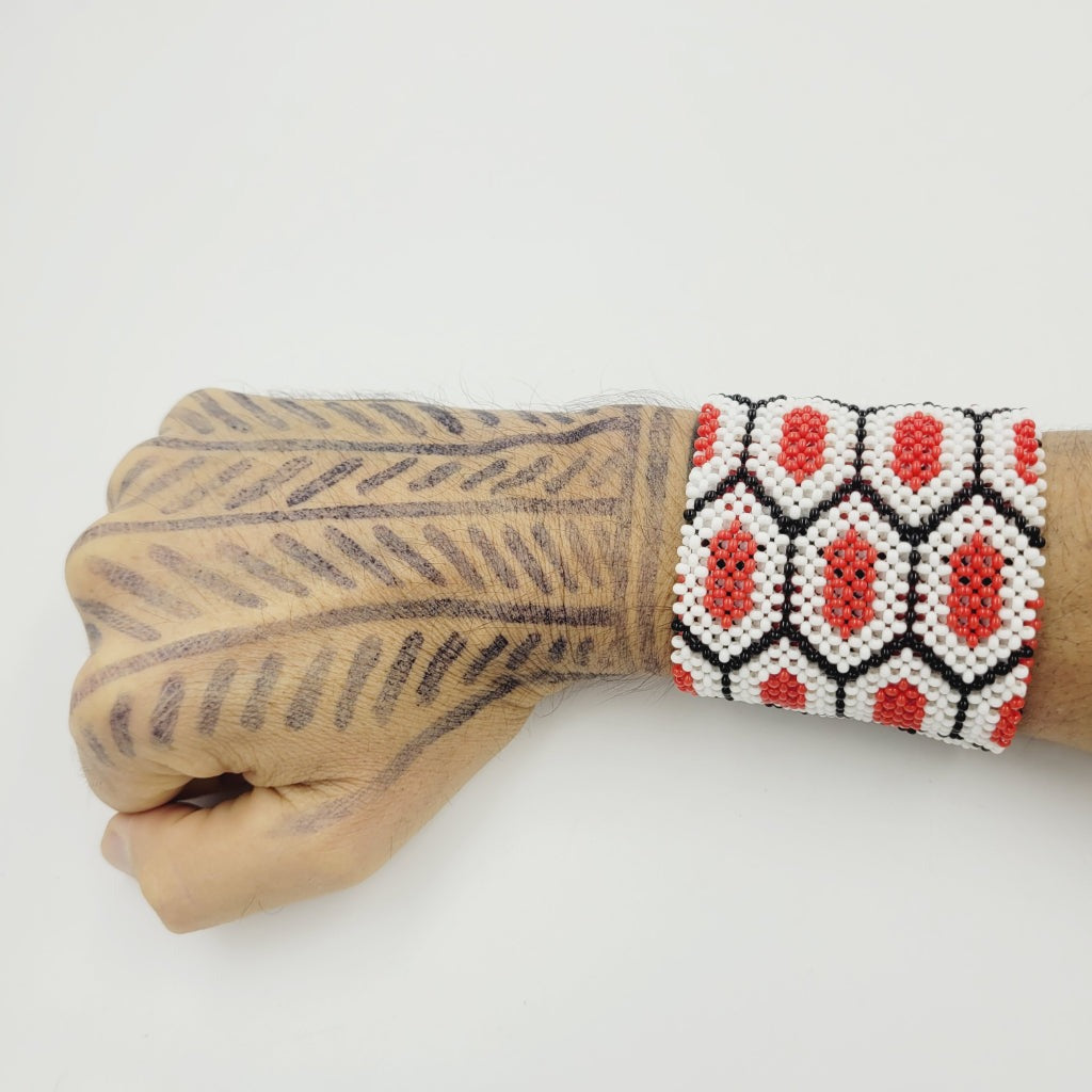 Pulseira de Miçanga Indígena Povo Kayapó 21 cm