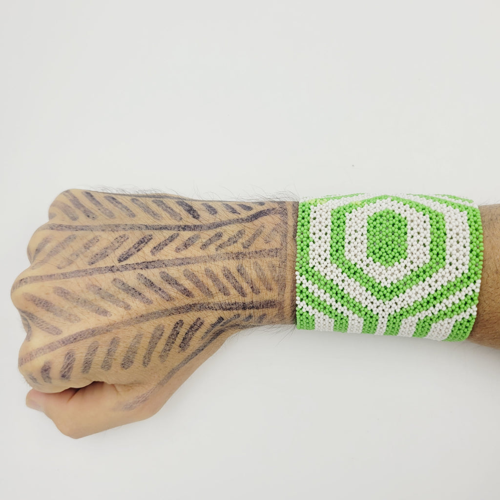Pulseira de Miçanga Indígena Povo Kayapó