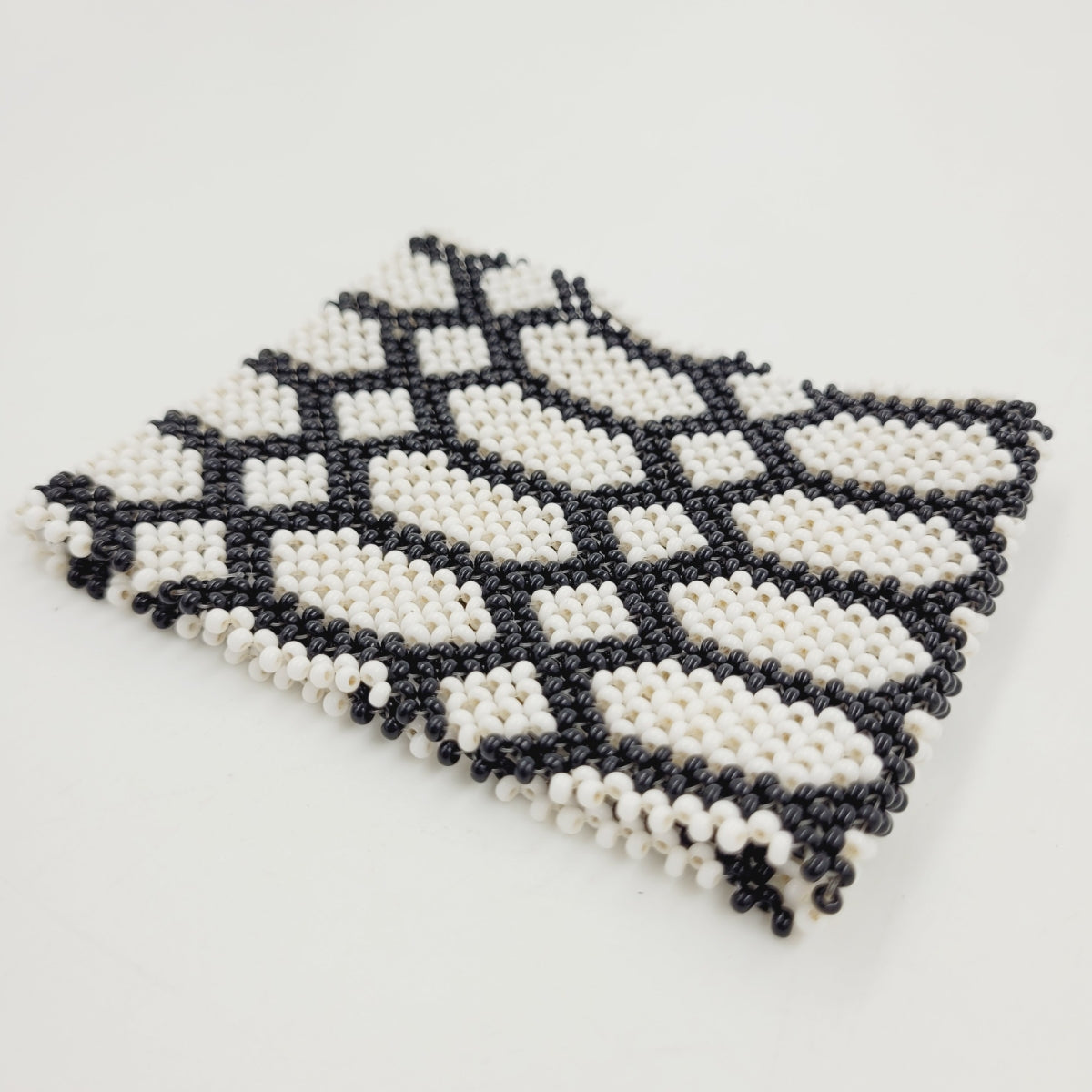 Pulseira Miçanga de Vidro Preto e Branco