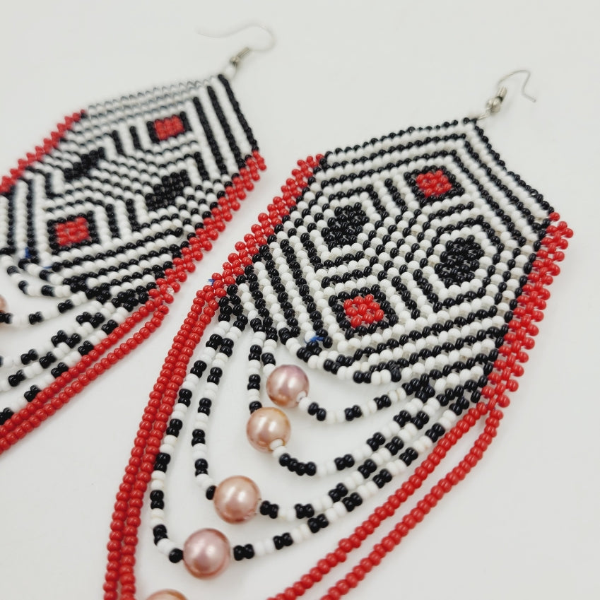 Brinco de Miçanga com Pérolas Kayapó
