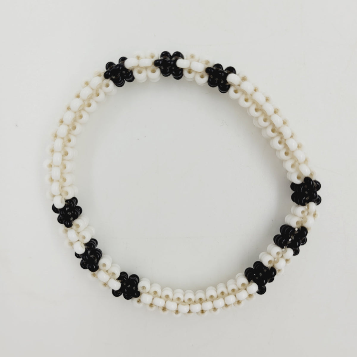 Pulseira Fina Preta e Branca Povo Waura