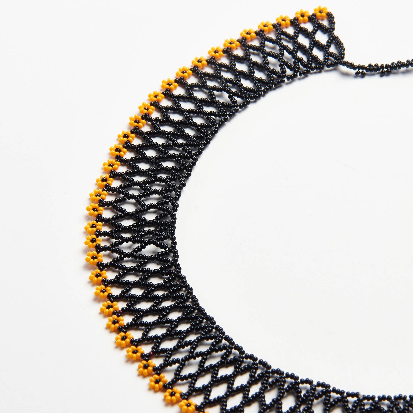 Colar Indígena de Miçanga Kayapó