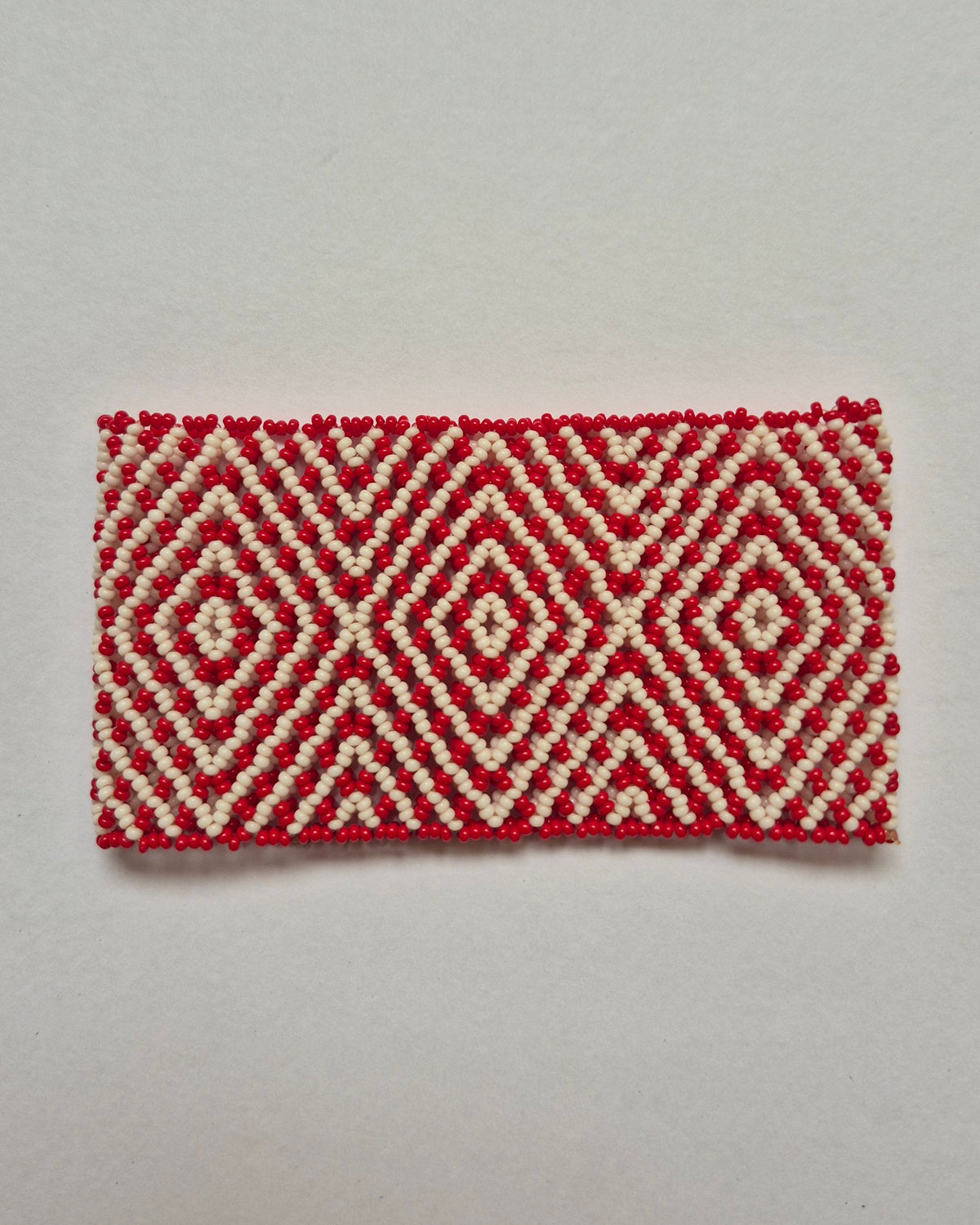 Pulseira de Miçanga Vermelho e Branco Povo Waura