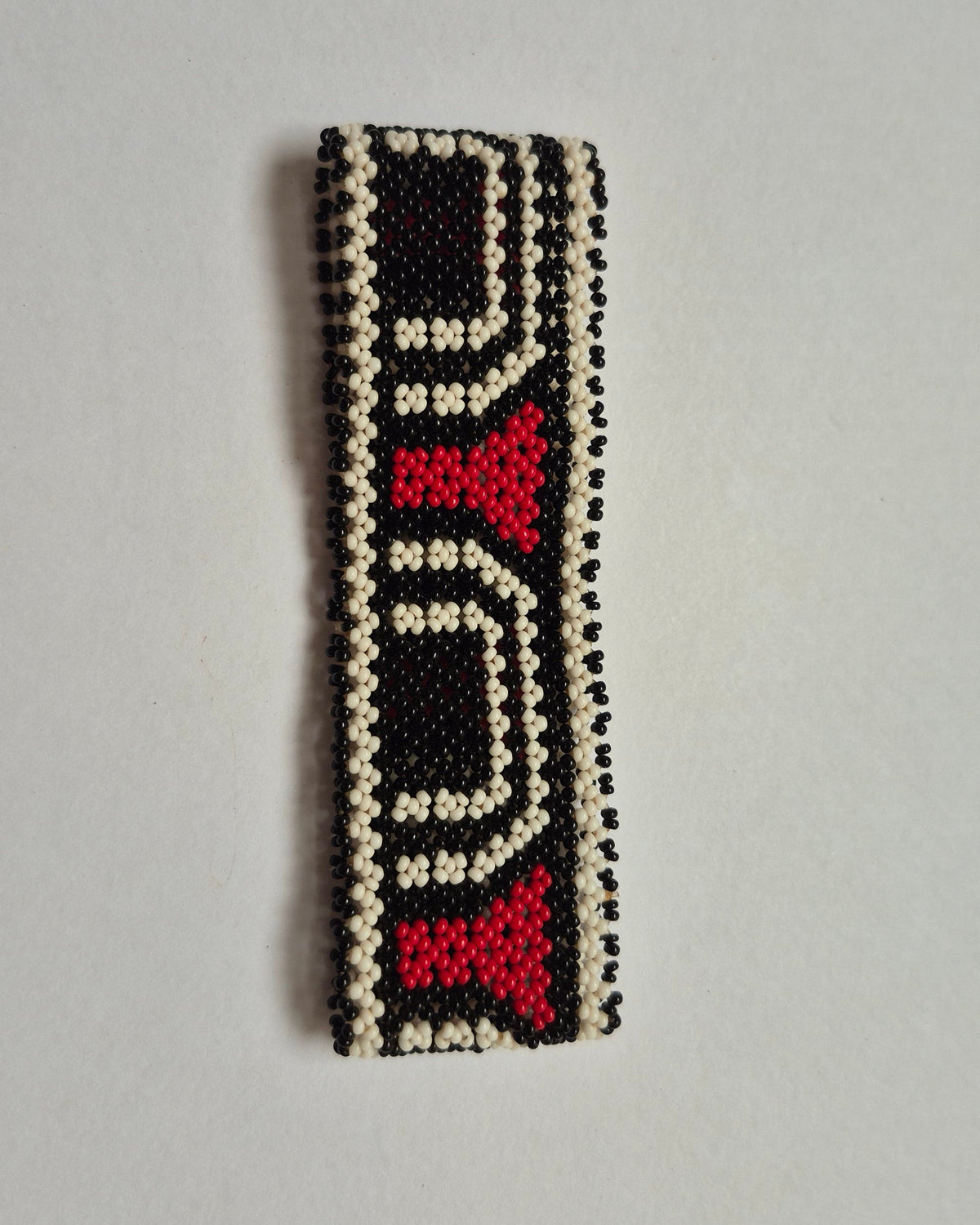 Pulseira de Miçanga Preto Branco e Vermelho Povo Waura