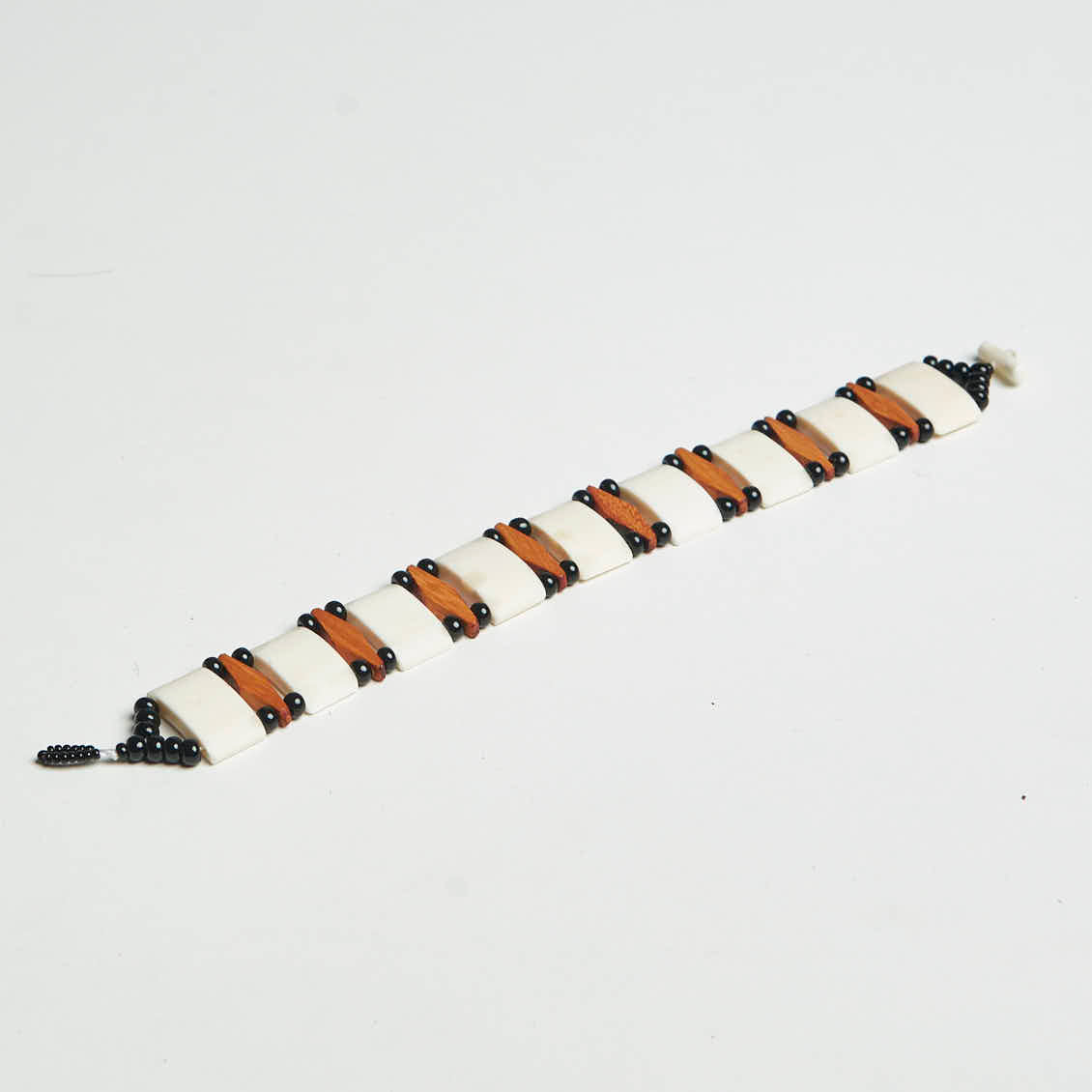 Pulseira de Osso e Madeira Xakriabá