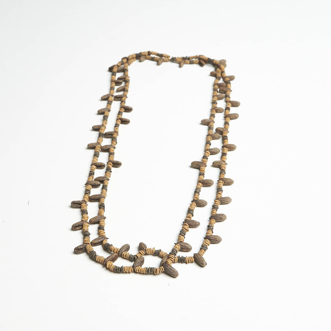 Colar Indígena de Sementes Tiriyó