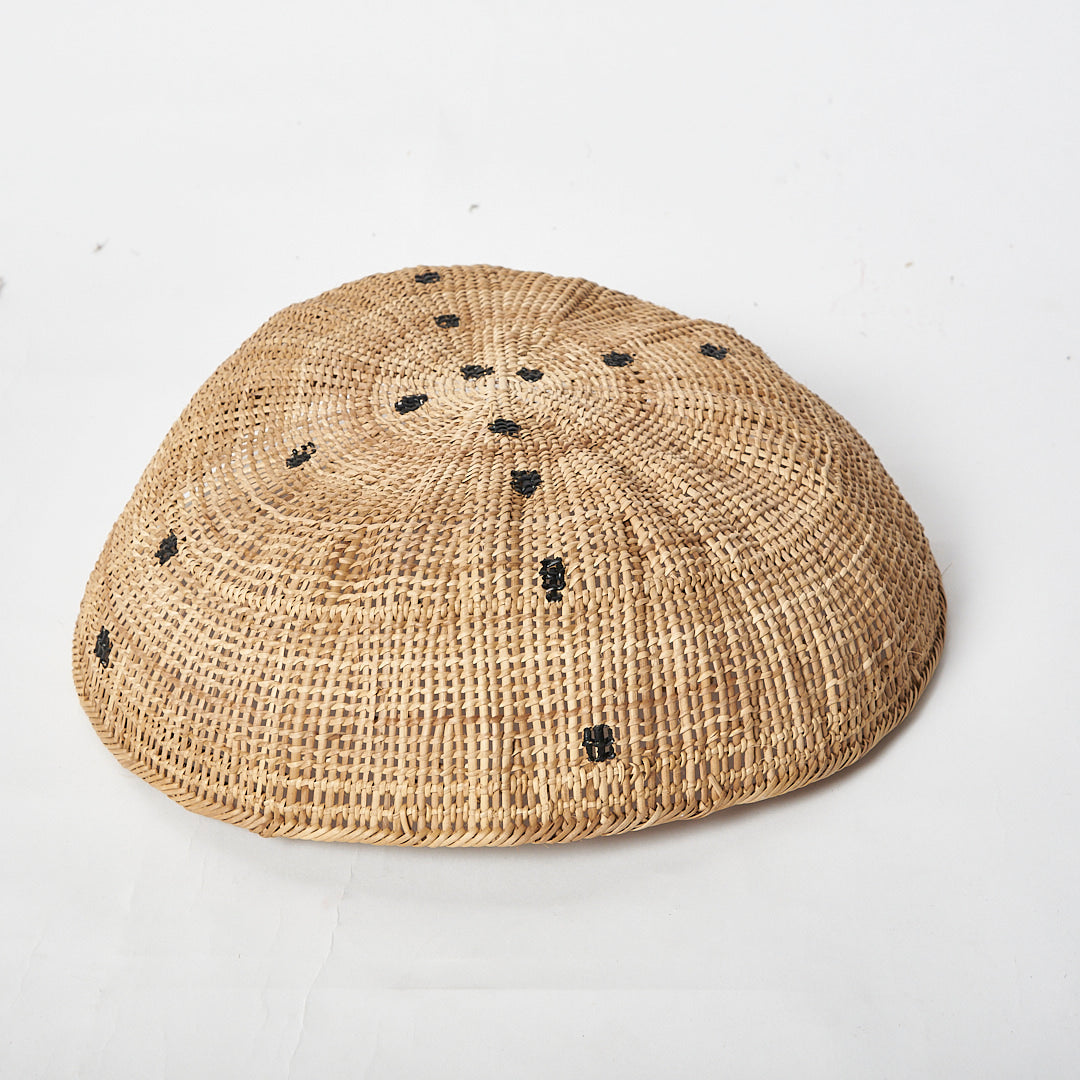 Cesto Indígena Preto e Bege Povo Yanomami