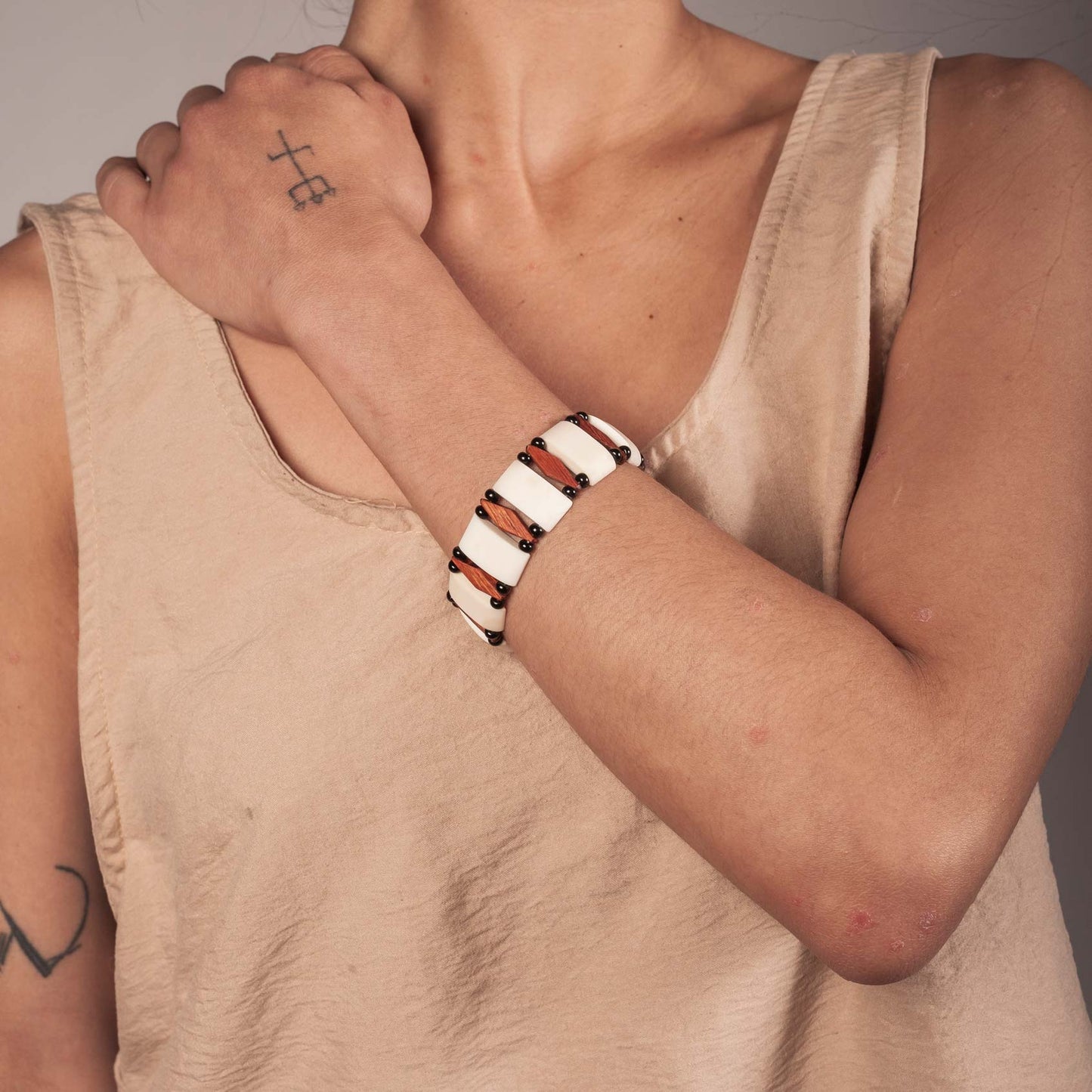 Pulseira de Osso e Madeira Xakriabá