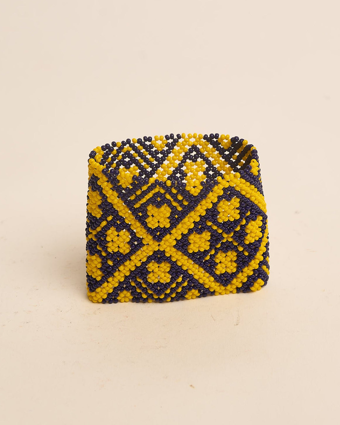 Pulseira de Miçanga Amarela e Azul Fio Elástico Povo Waura