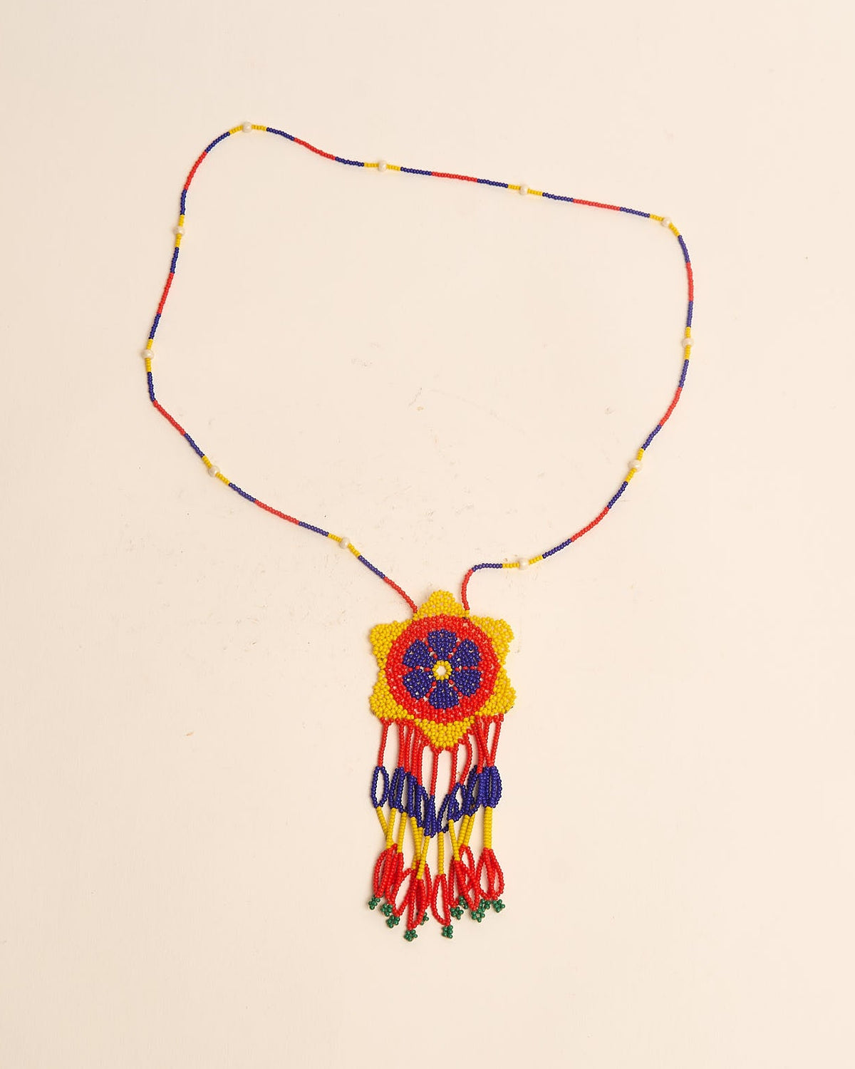 Colar de Miçanga Colorida Povo Kanela