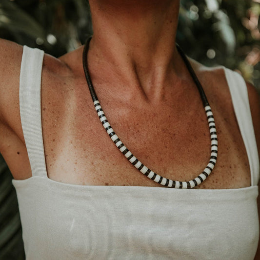 Colar de Tucumã e Jarina Marfim Vegetal Povo Apurinã