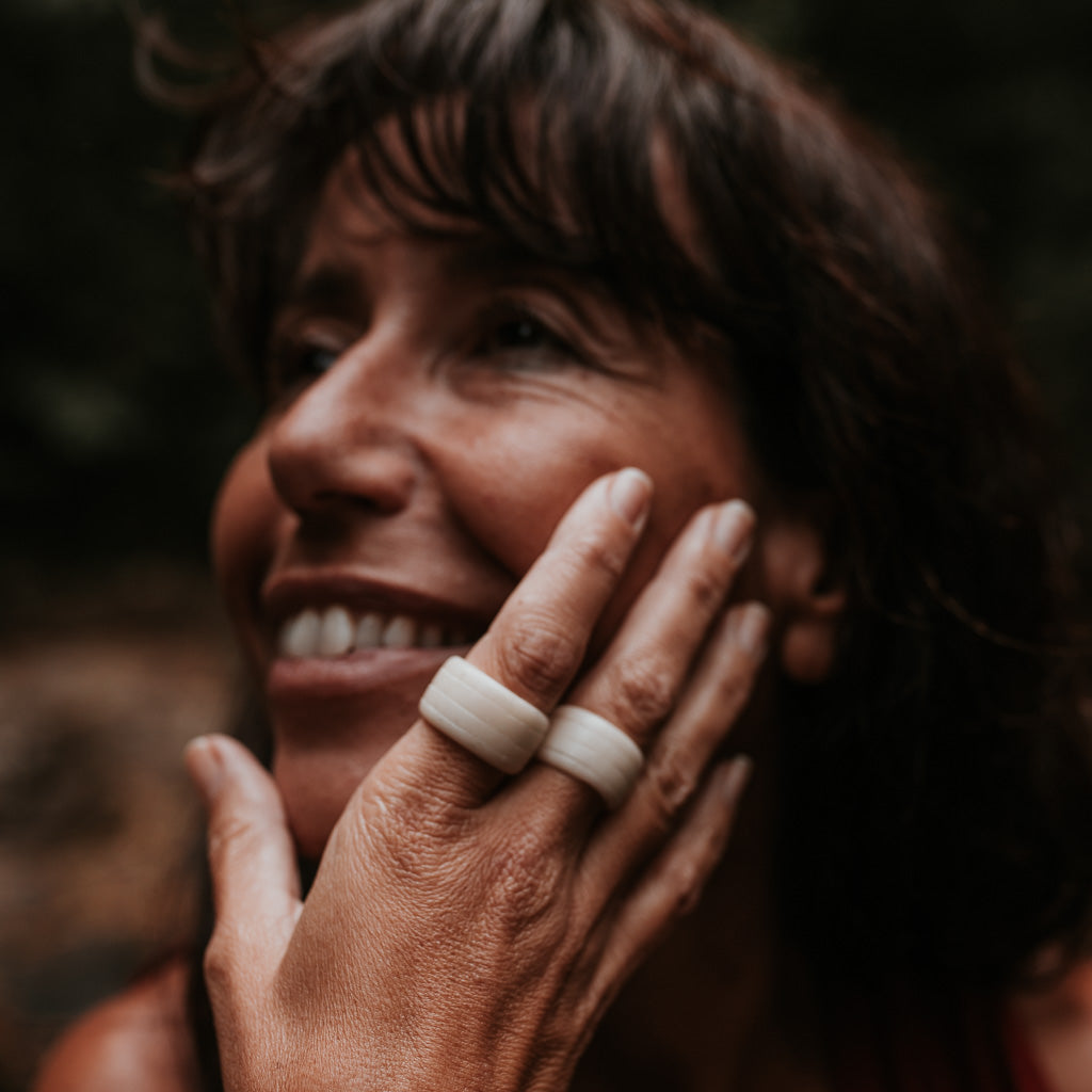 Anel Branco de Jarina Marfim Vegetal Povo Apurinã