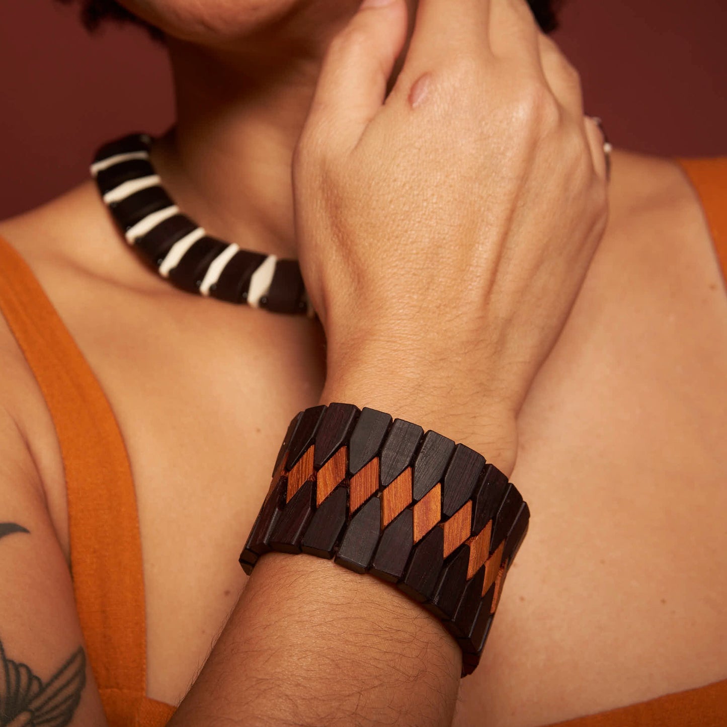 Pulseira Indígena de Madeira Povo Xakriabá