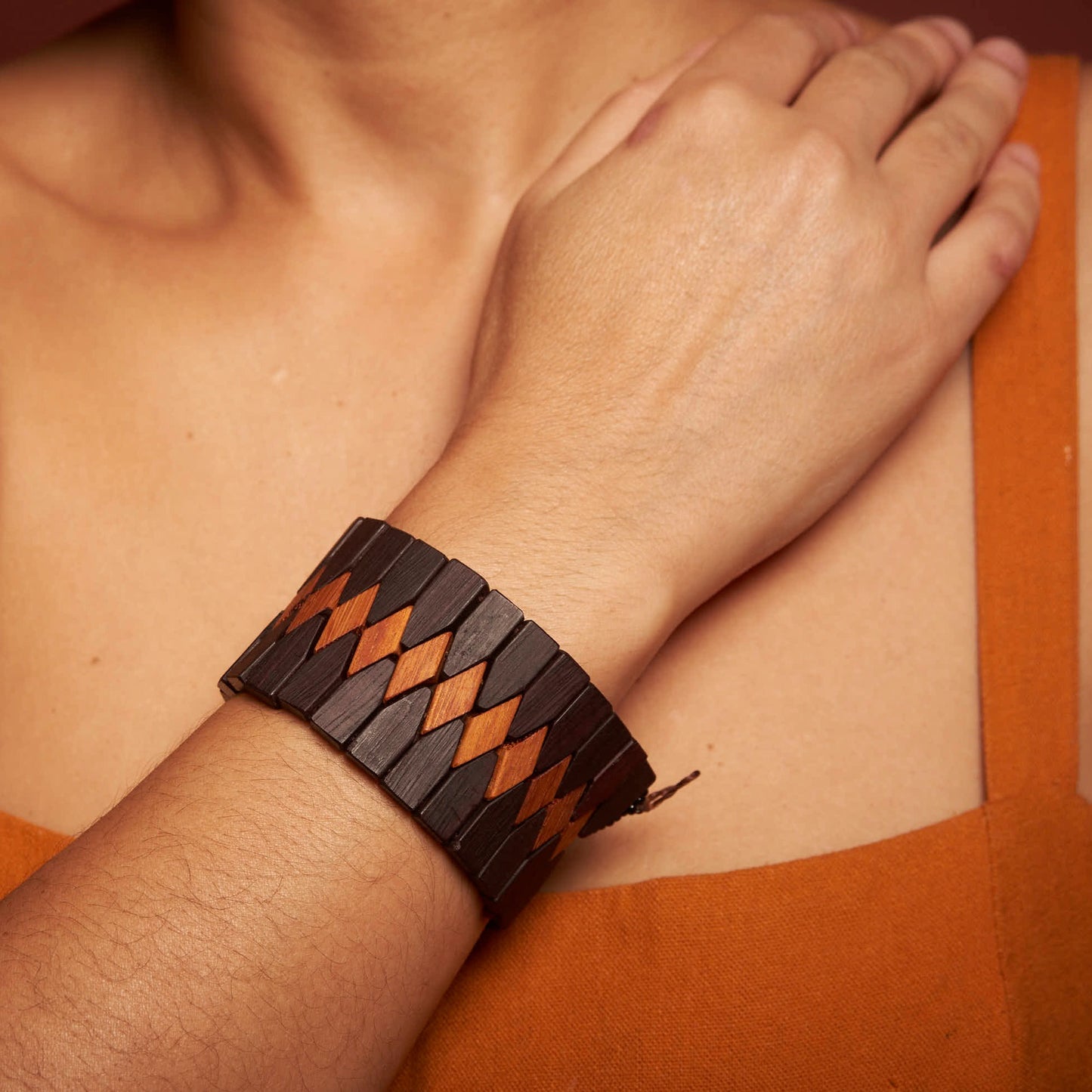 Pulseira Indígena de Madeira Povo Xakriabá
