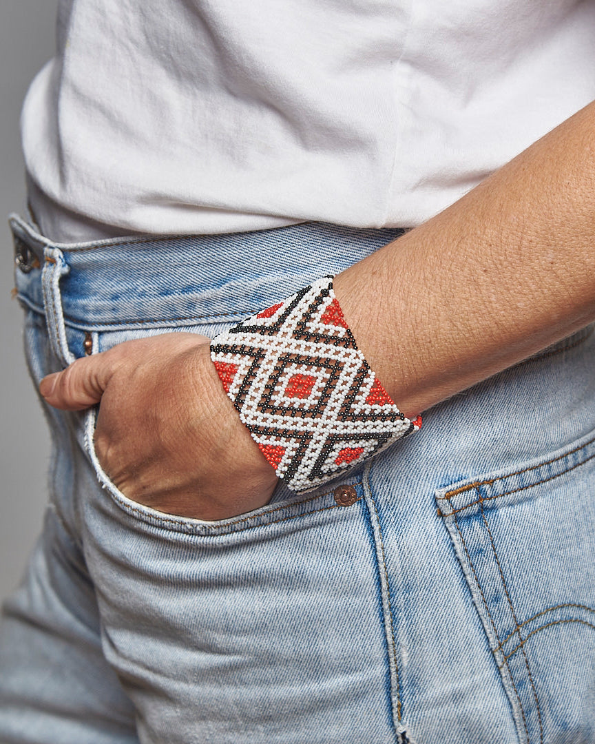 Pulseira de Miçanga Fio Elástico Povo Waura