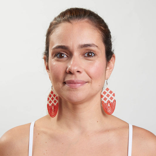 Brinco Artesanal de Miçanga Povo Kayapó