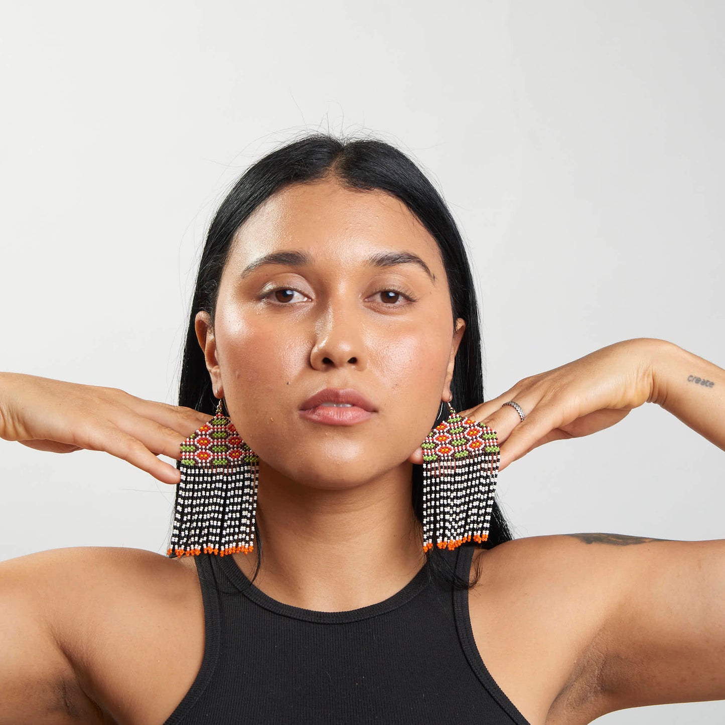 Brinco Artesanal de Miçanga Povo Kayapó