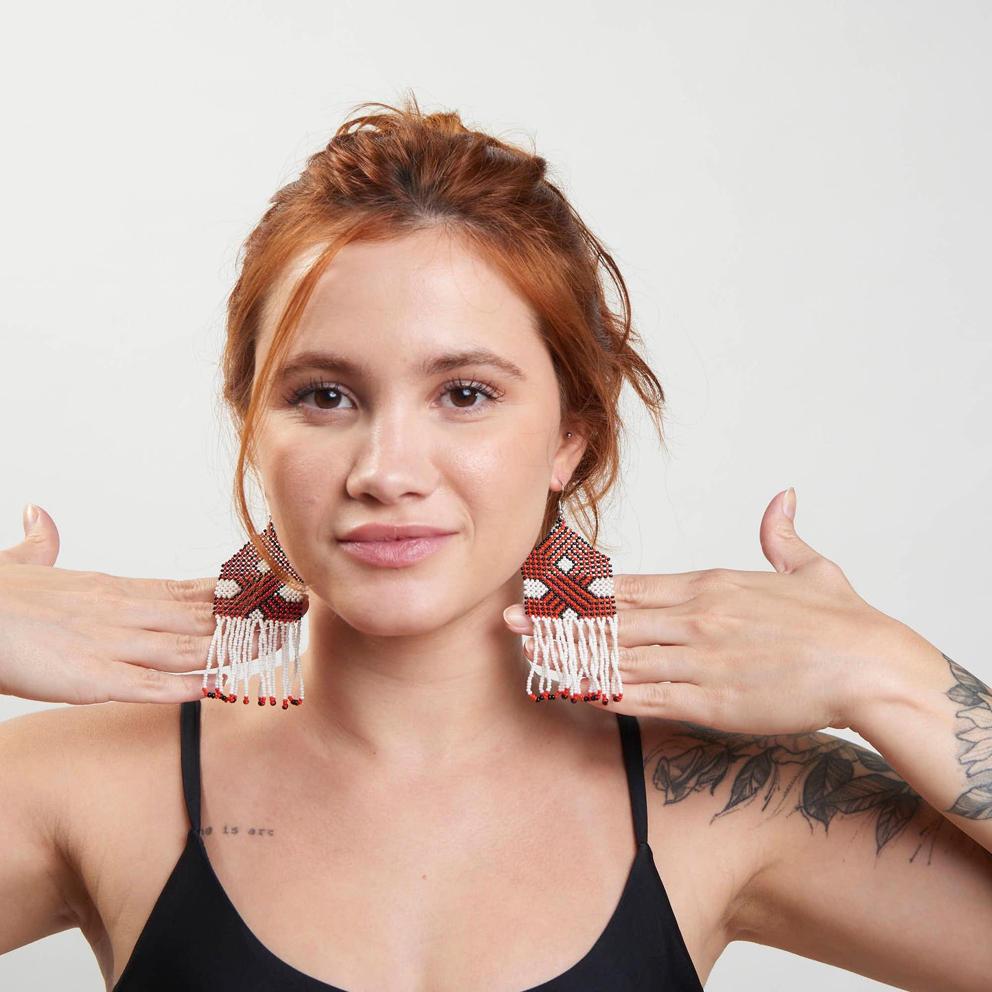 Brinco Artesanal de Miçanga Povo Kayapó