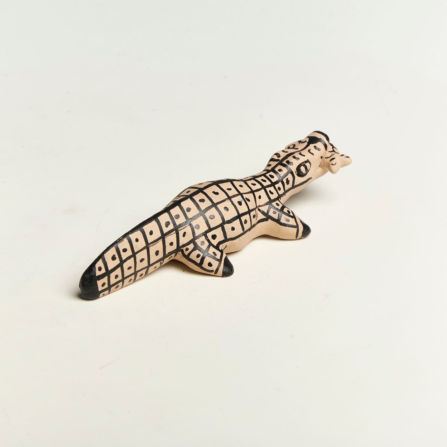 Bicho de cerâmica Povo Karajá