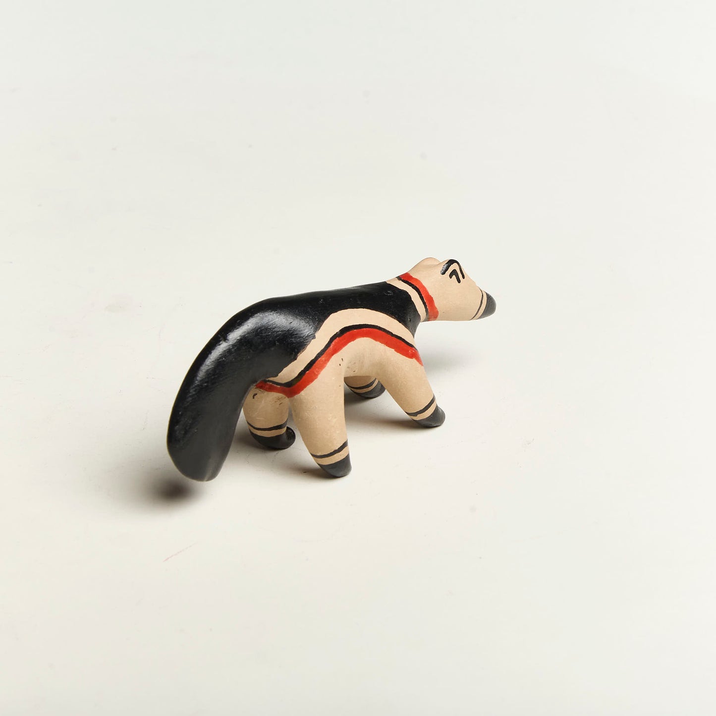 Bicho de cerâmica Povo Karajá