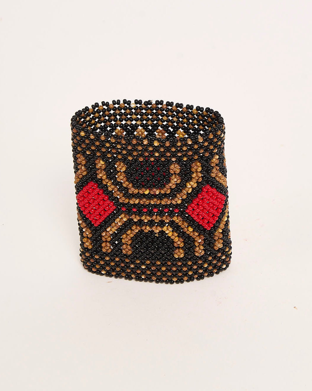 Pulseira de Miçanga Preta Marrom e Vermelho fio Elástico Povo Kamayurá