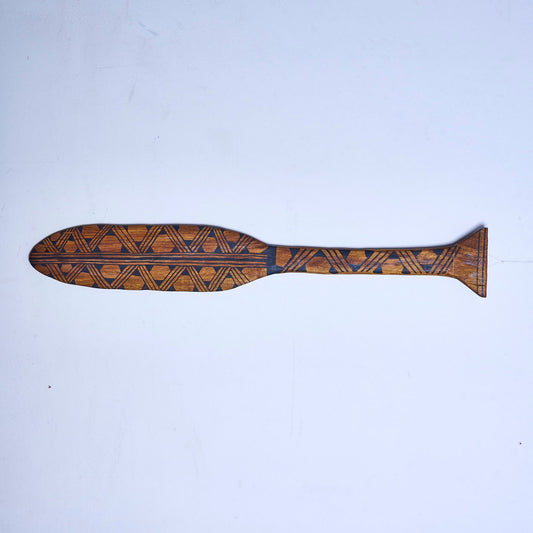 Remo decorativo de Madeira Povo Waura