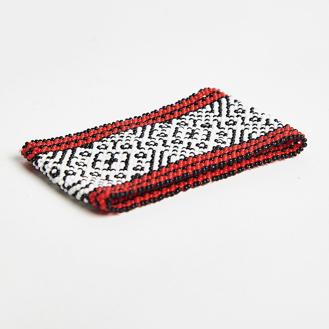 Pulseira de Miçanga Preta Branca e Vermelha Povo Waura