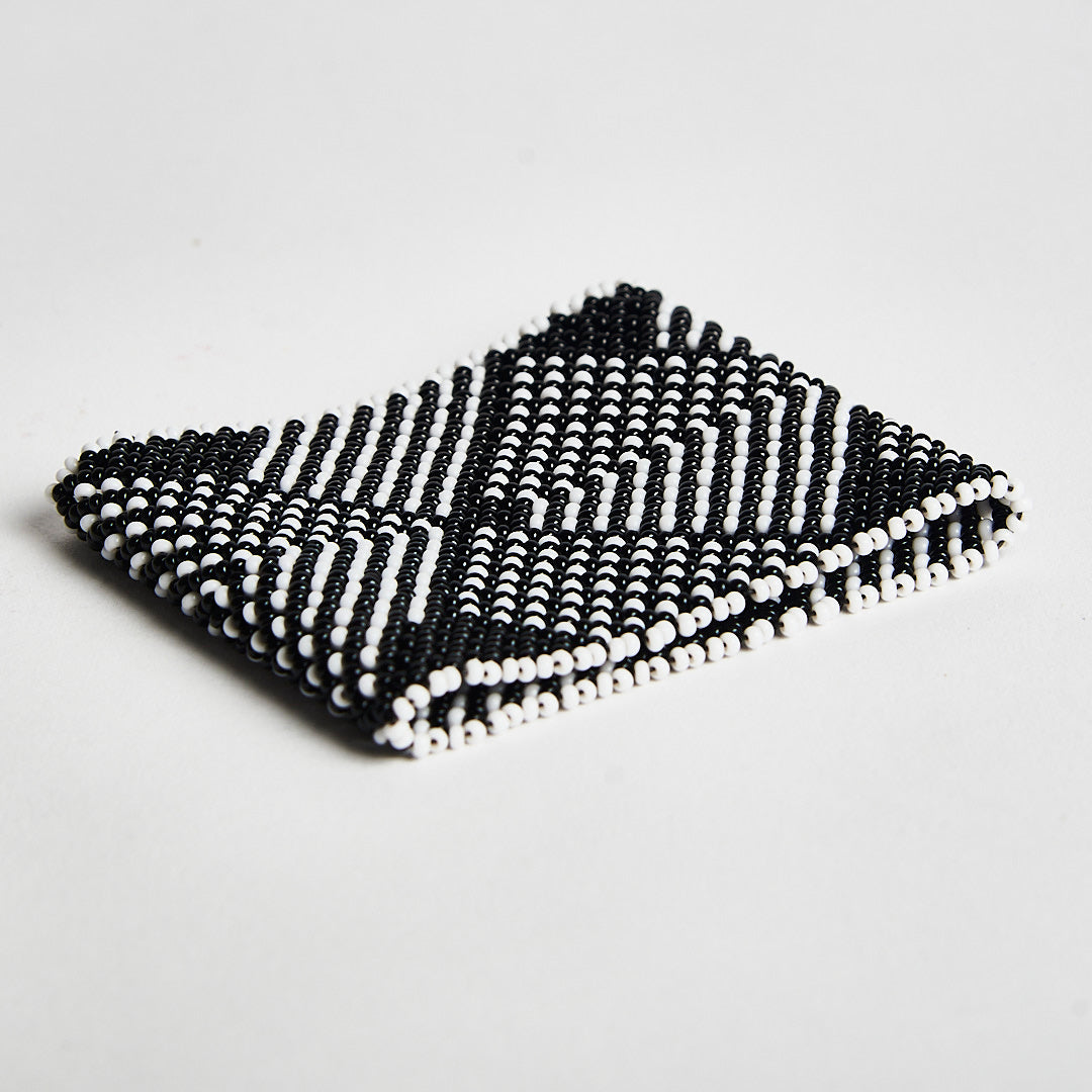 Pulseira de Miçanga Elástica Branca e Preta Kamayurá