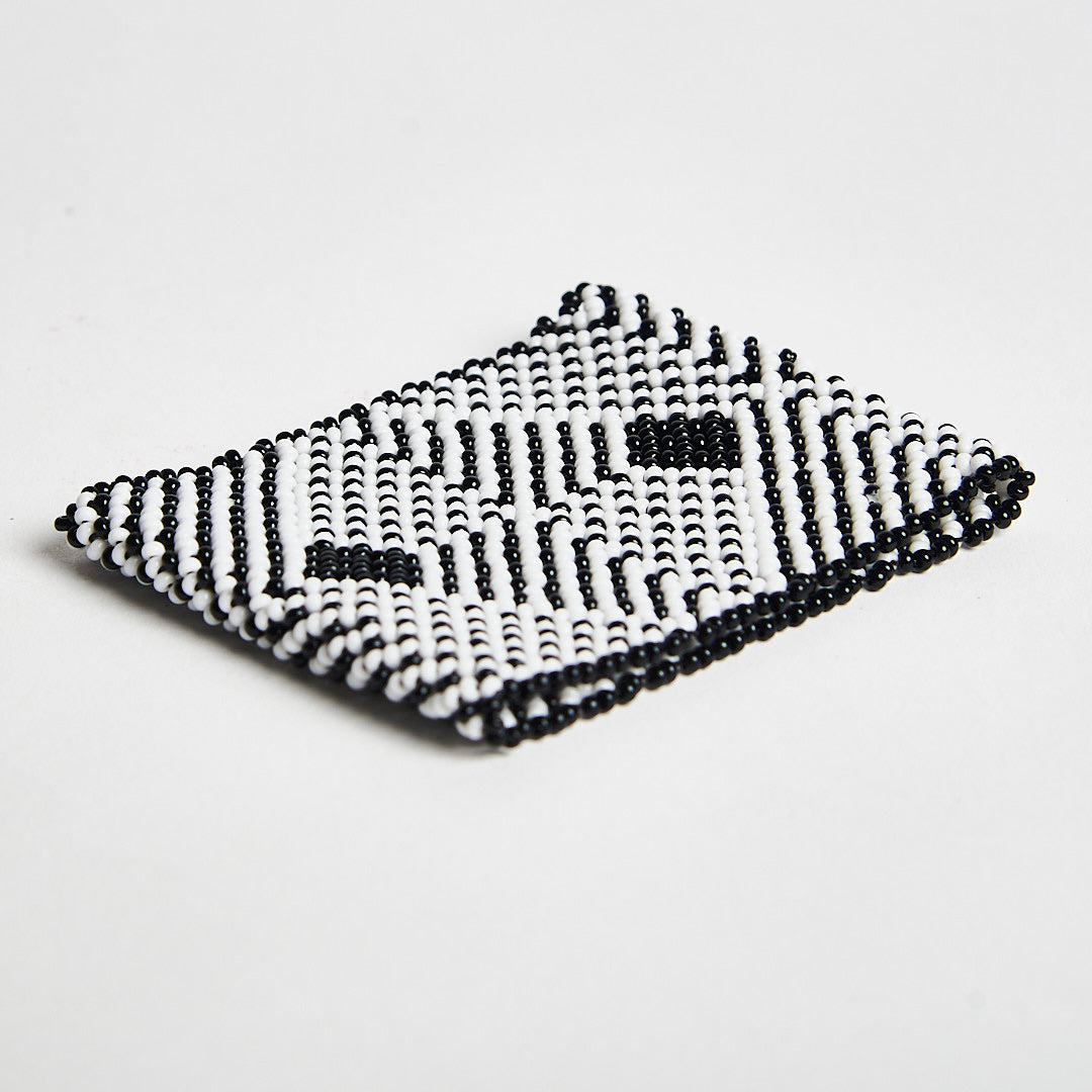 Pulseira de Miçanga Elástica Branca e Preta Kamayurá