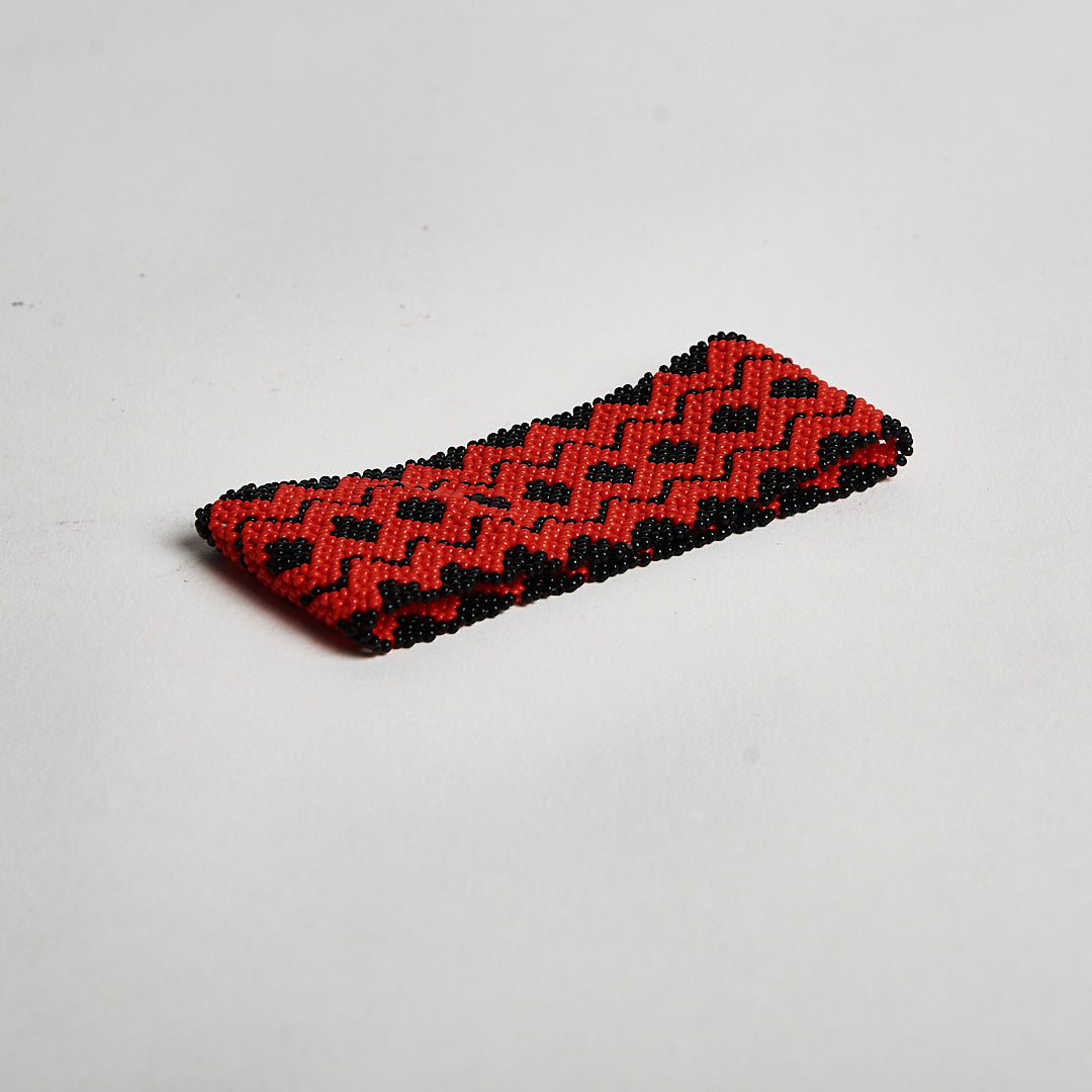 Pulseira de Miçanga Preta e Vermelha de Vidro Waura