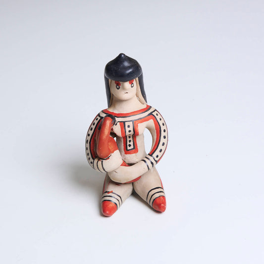 Boneca de cerâmica Ritxoko Povo Karajá