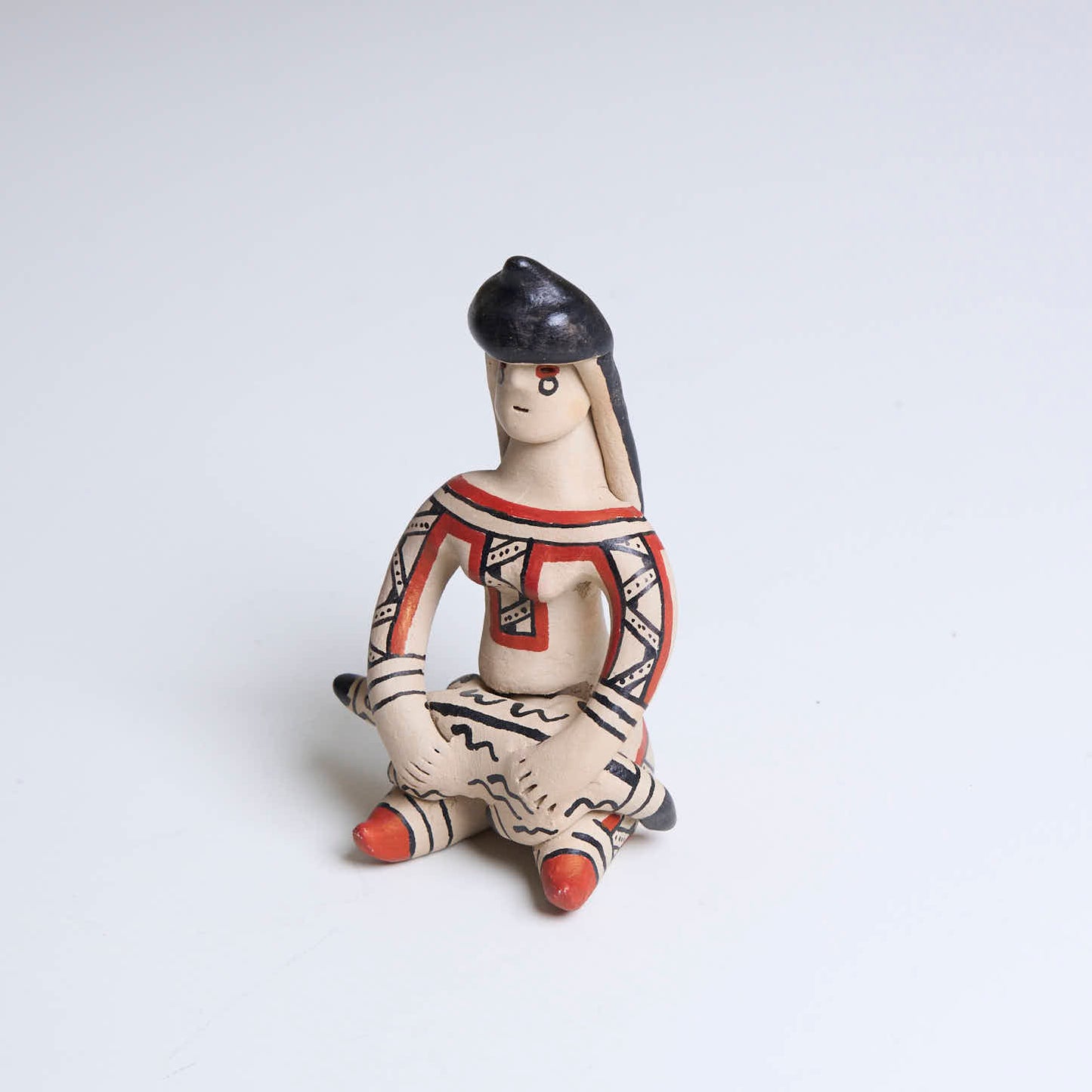 Boneca de cerâmica Ritxoko Povo Karajá