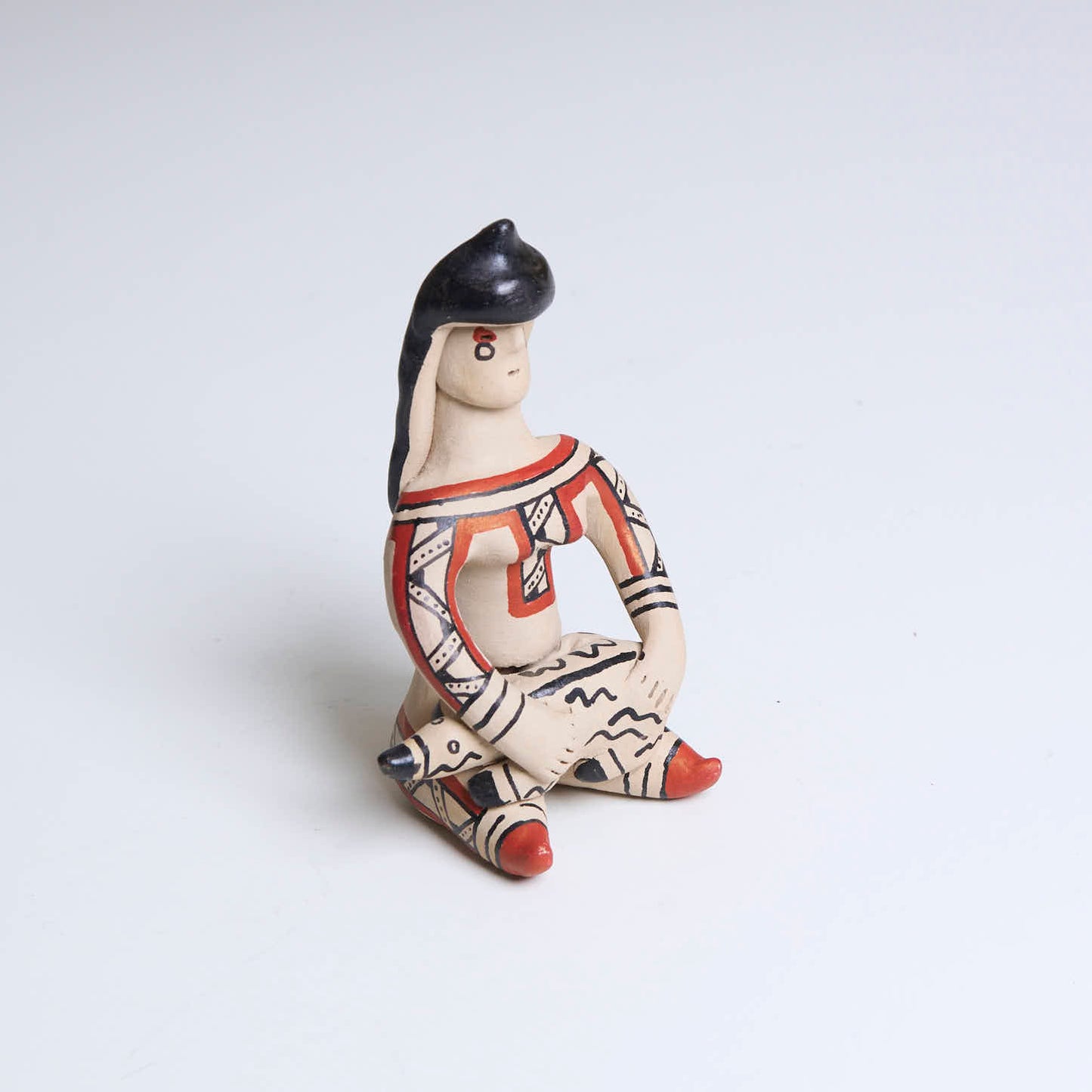 Boneca de cerâmica Ritxoko Povo Karajá