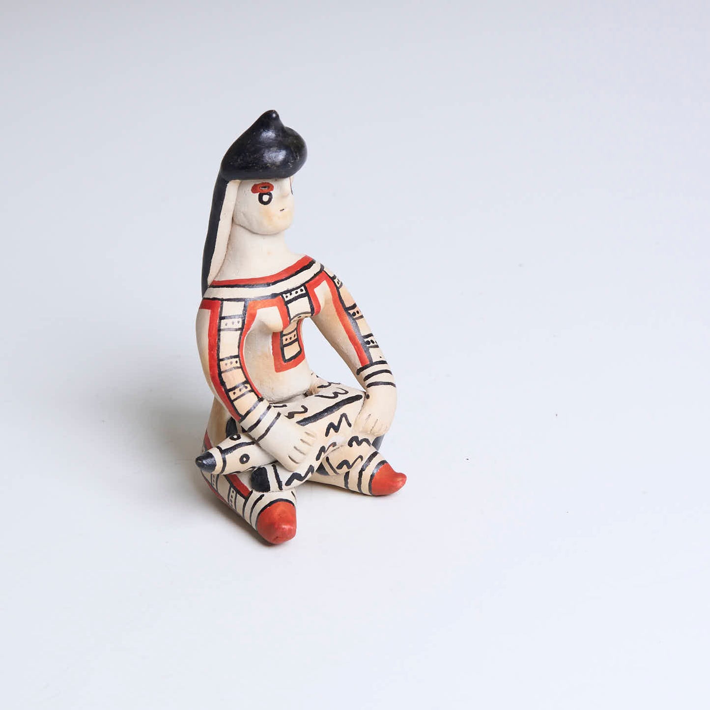 Boneca de cerâmica Ritxoko Povo Karajá