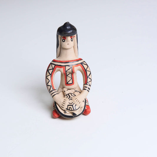 Boneca de cerâmica Ritxoko Povo Karajá