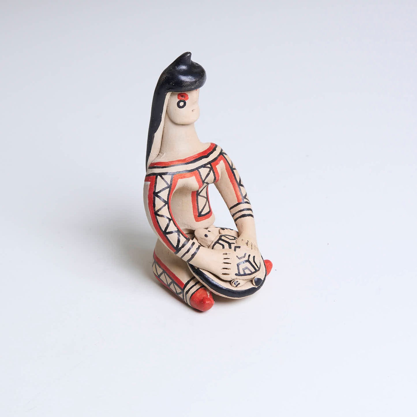 Boneca de cerâmica Ritxoko Povo Karajá