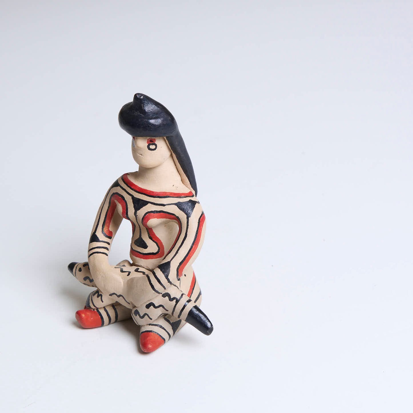 Boneca de cerâmica Ritxoko Povo Karajá