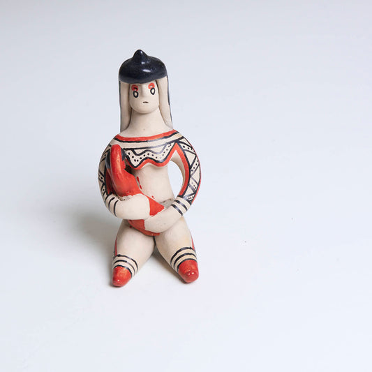 Boneca de cerâmica Ritxoko Povo Karajá