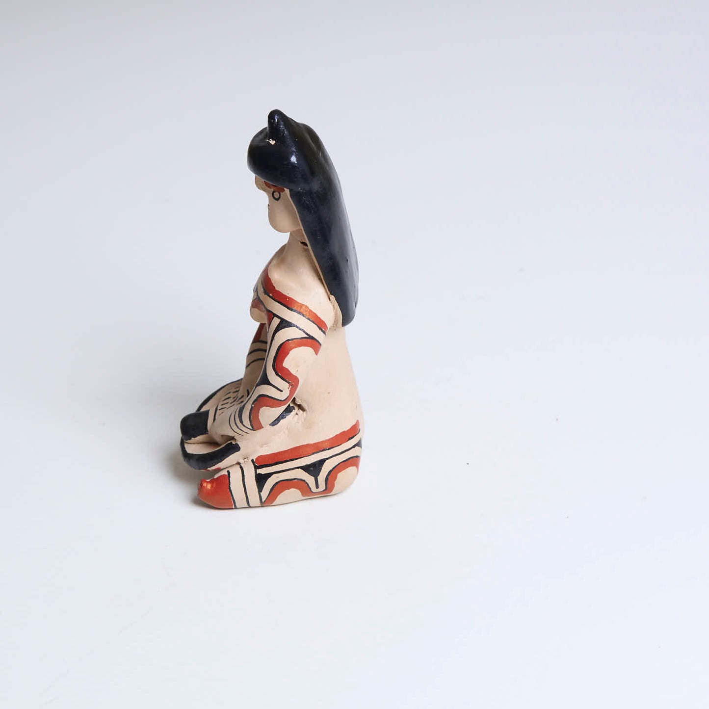 Boneca de cerâmica Ritxoko Povo Karajá