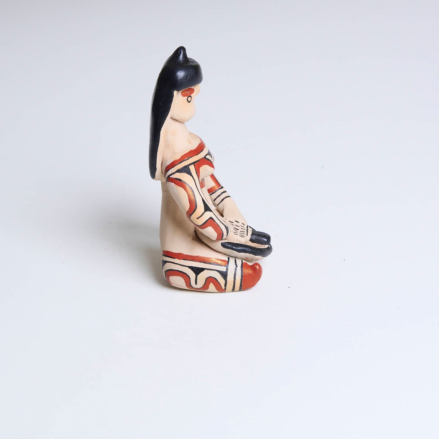 Boneca de cerâmica Ritxoko Povo Karajá